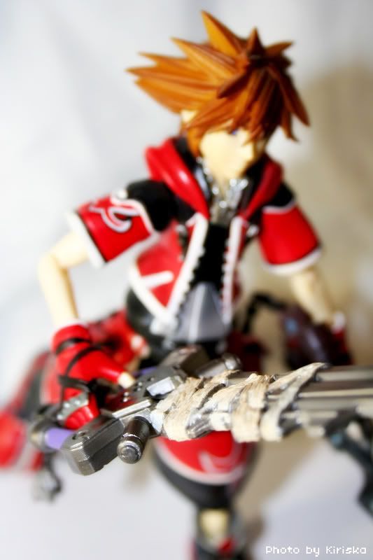 sora valor form figure